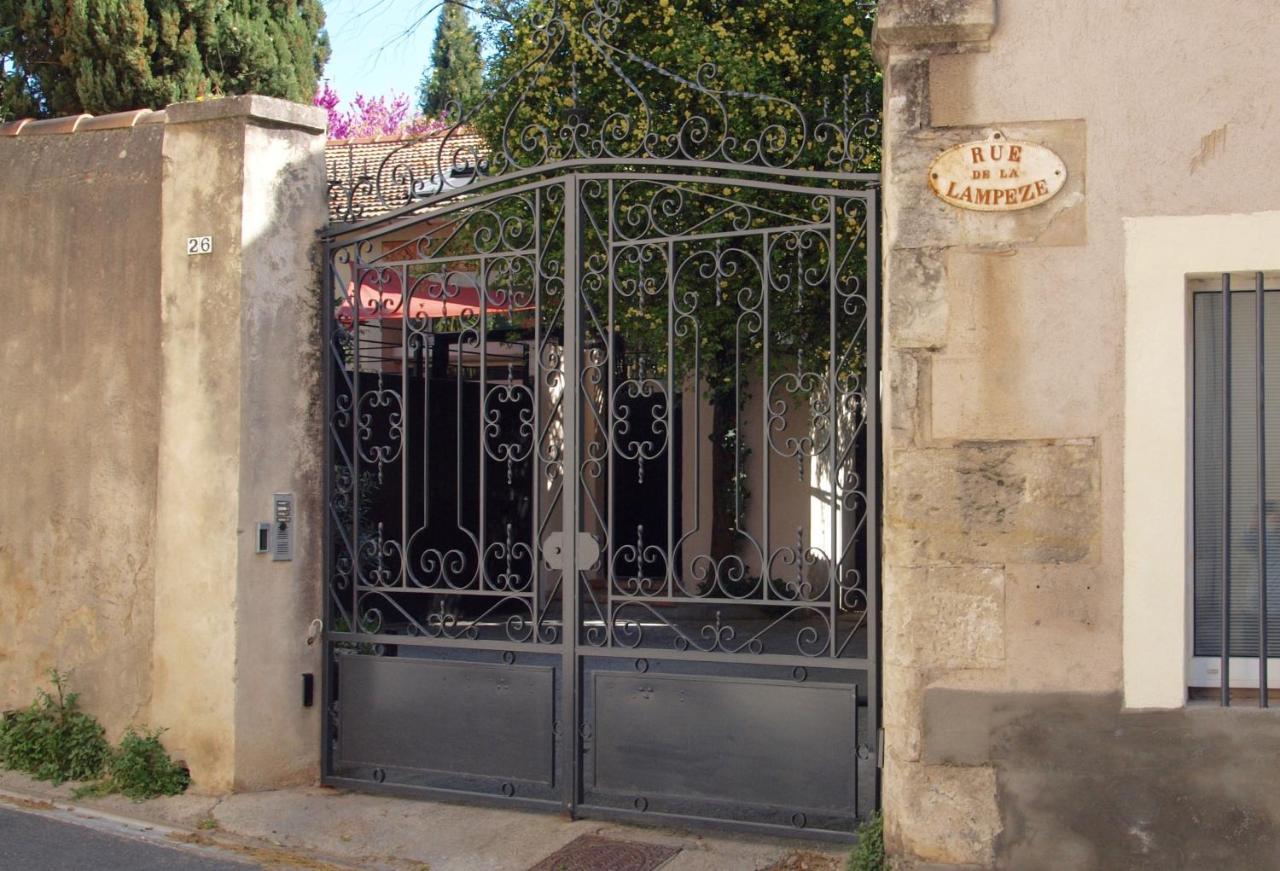 Le 26 Apartment Nîmes Exterior photo